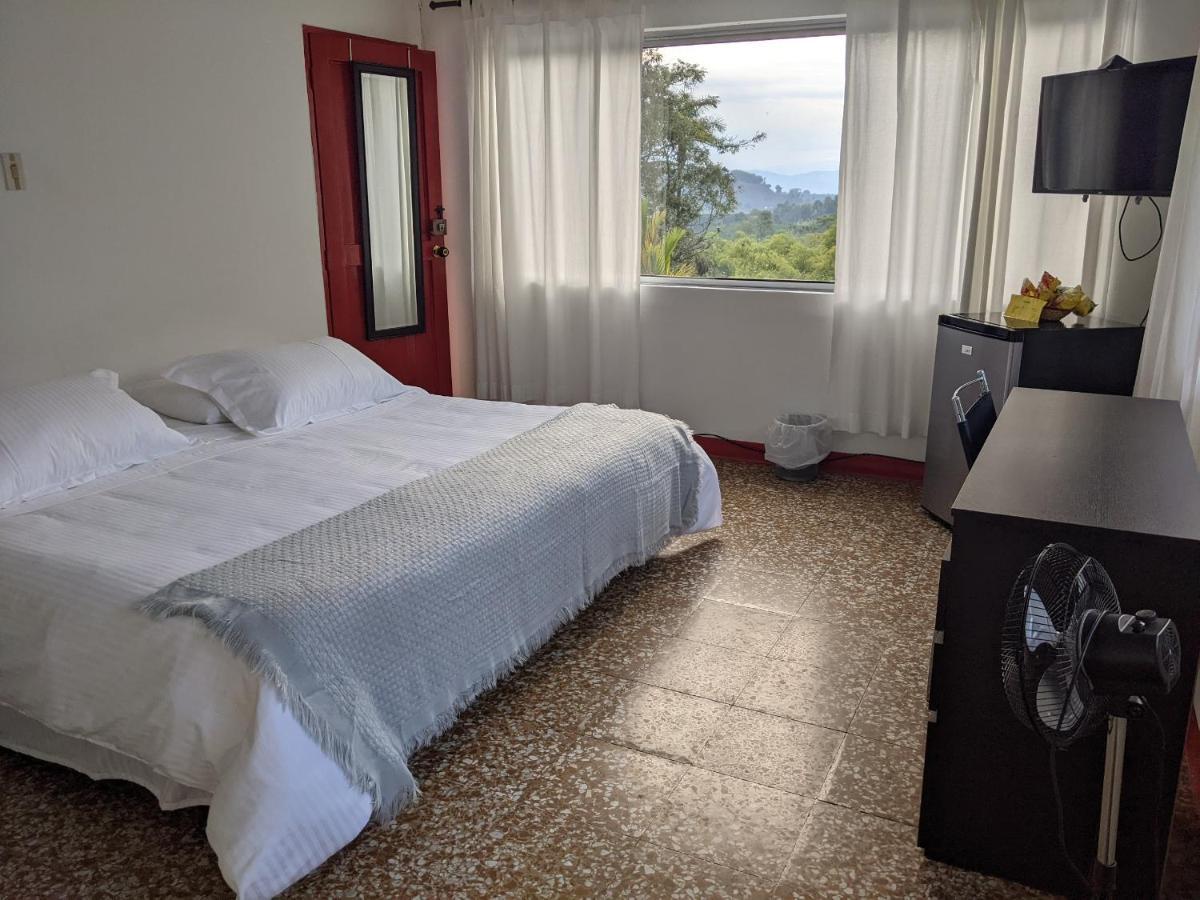 Hacienda Guayabal Villa Chinchina Bagian luar foto